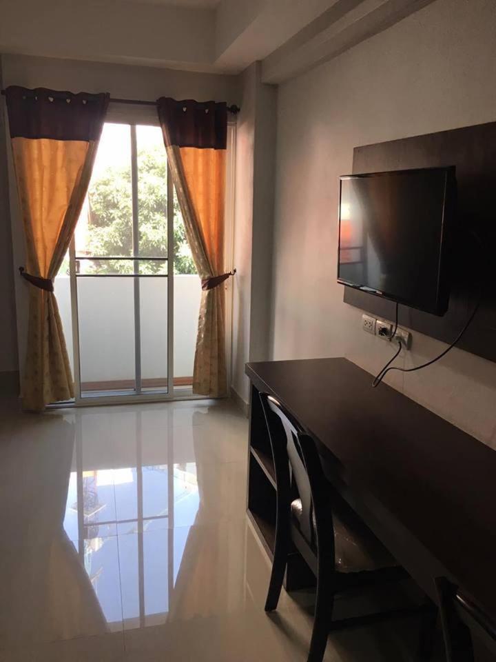Hotel S.K.Airport Chiang Mai Esterno foto